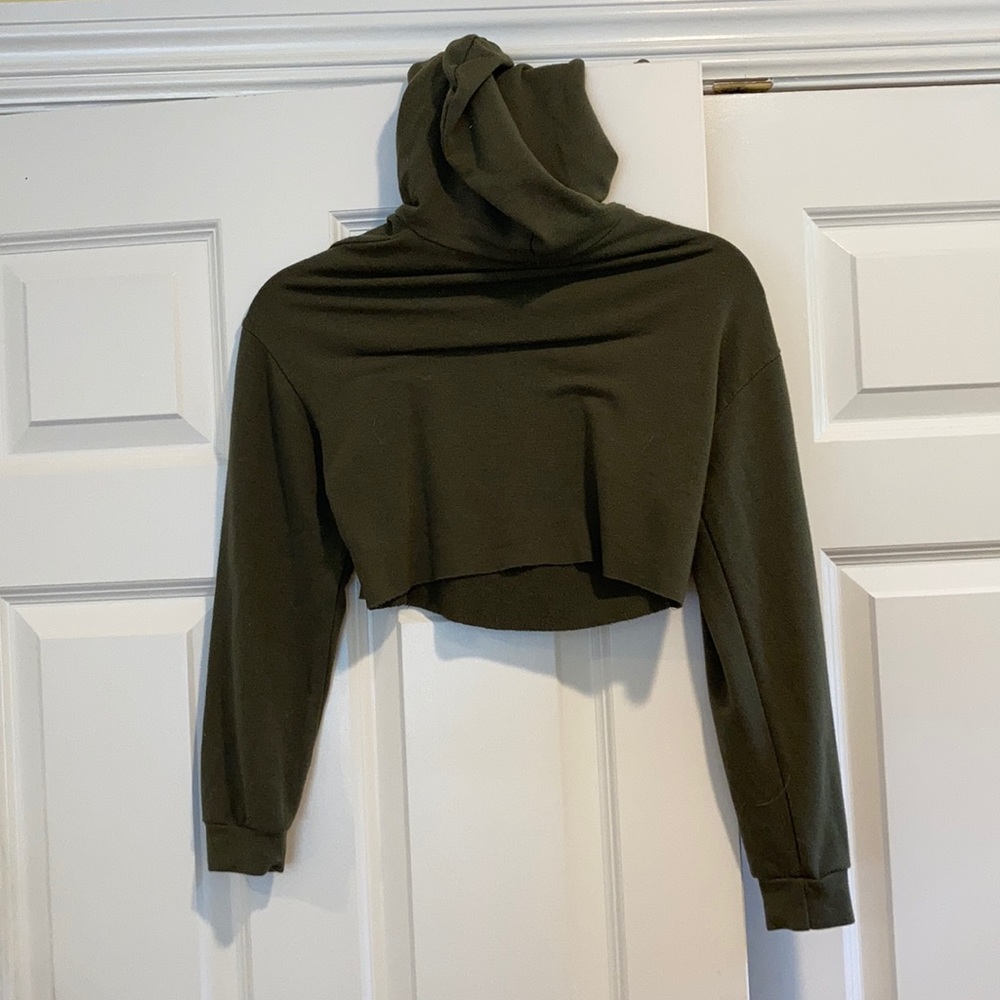 green crop hoodie